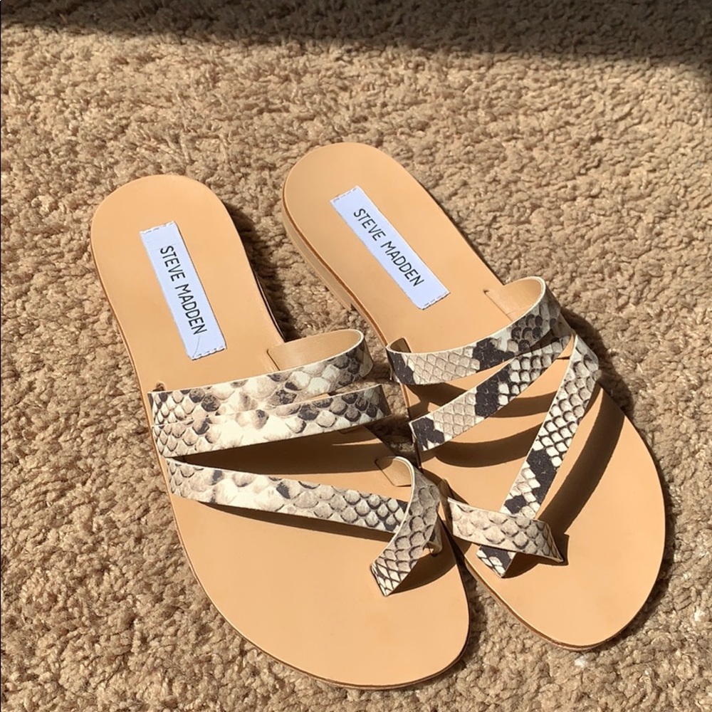 Steve Madden sandals
